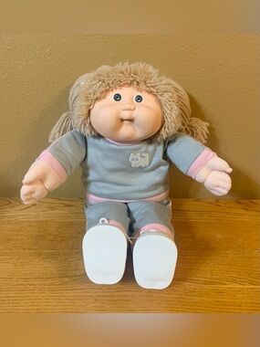 Vintage Cabbage Patch Kids Doll HM17 Girl With Lion’s Mane HM 17